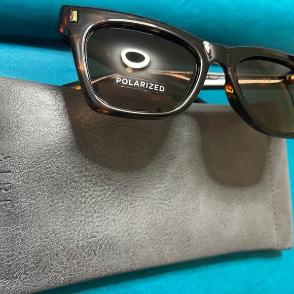 AIRE Bellatrix Dark Tort Cat Eye Sunglasses Brown Polarized Women’s NWT main image 9